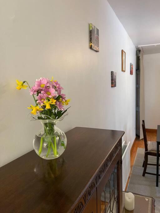 Sonas Seaside Apartment Γκάλγουεϊ Εξωτερικό φωτογραφία