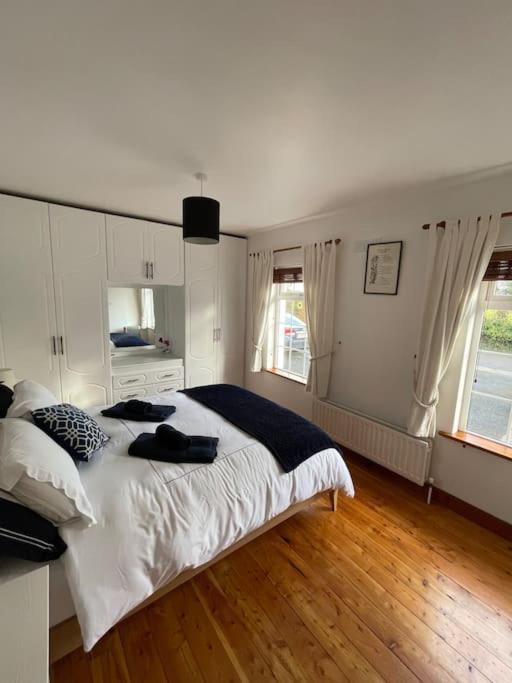 Sonas Seaside Apartment Γκάλγουεϊ Εξωτερικό φωτογραφία