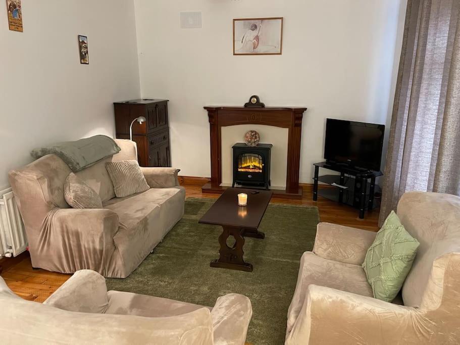 Sonas Seaside Apartment Γκάλγουεϊ Εξωτερικό φωτογραφία